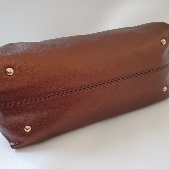 Salvatore Ferragamo Large Metallic Leather bag - Picture 3 of 8